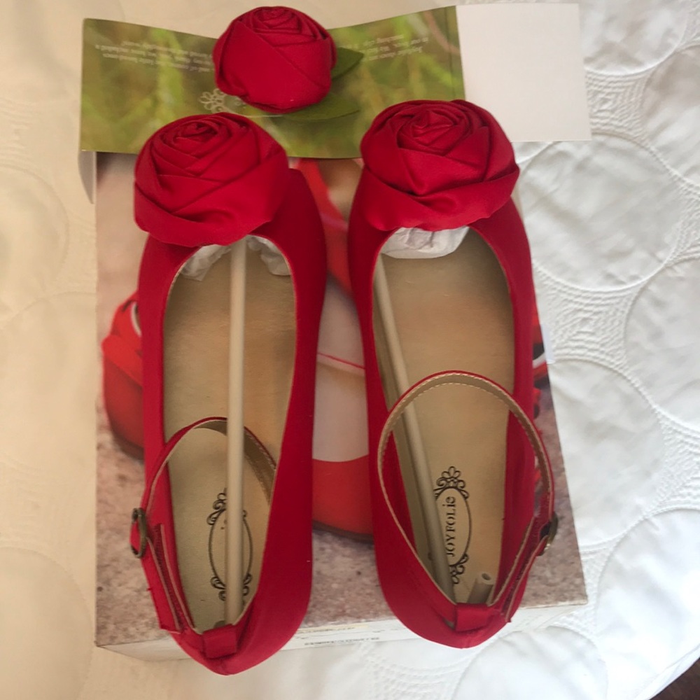 Joyfolie red shoes